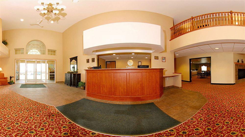 Boarders Inn & Suites By Cobblestone Hotels - Shawano Εξωτερικό φωτογραφία