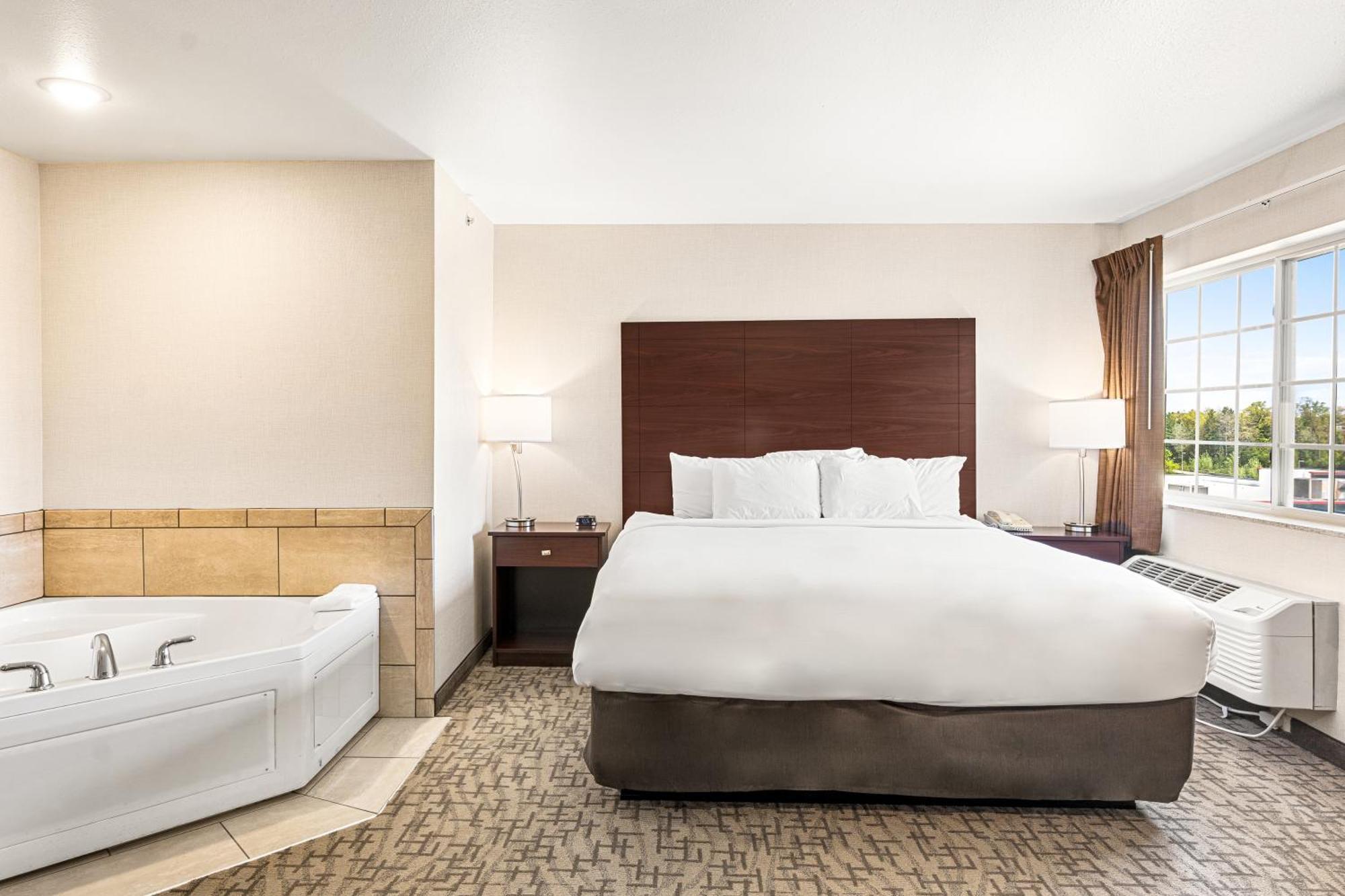 Boarders Inn & Suites By Cobblestone Hotels - Shawano Εξωτερικό φωτογραφία