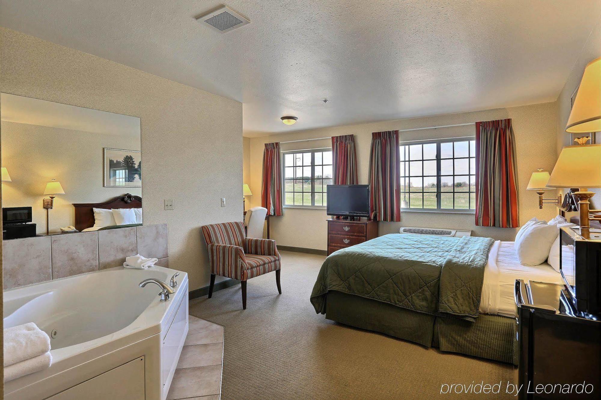 Boarders Inn & Suites By Cobblestone Hotels - Shawano Εξωτερικό φωτογραφία